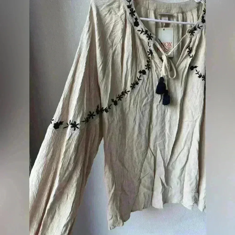 Knox Rose NWT Women’s Gauze Beige Bohemian‎ Embroidered Tassel Top Size M - Image 6
