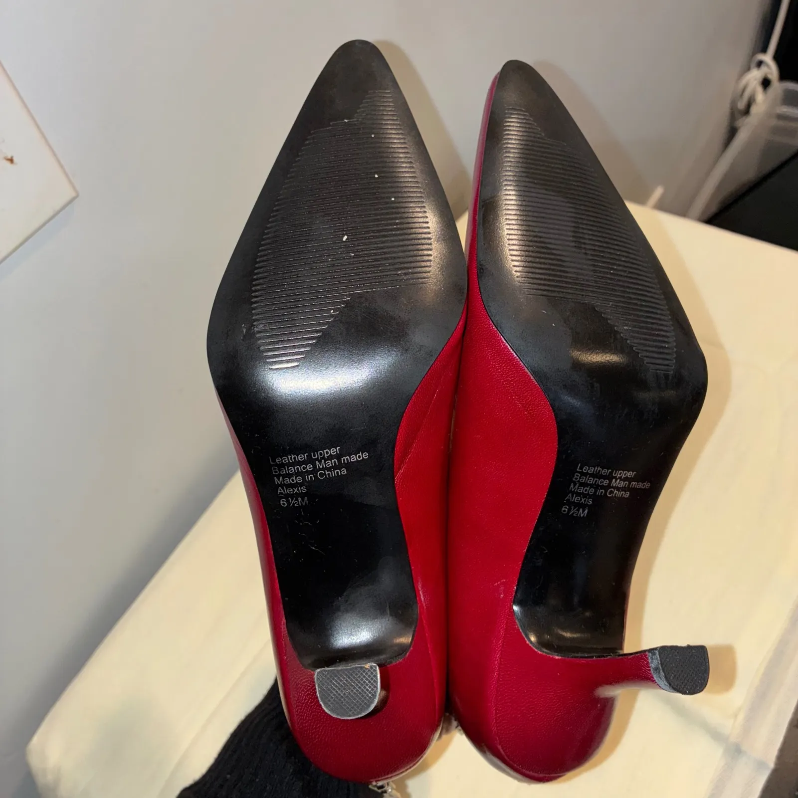 New Alfani Alexis Womens 6.5M Red Leather Pointed Toe Stiletto Heel Ankle‎ Boots - Image 5