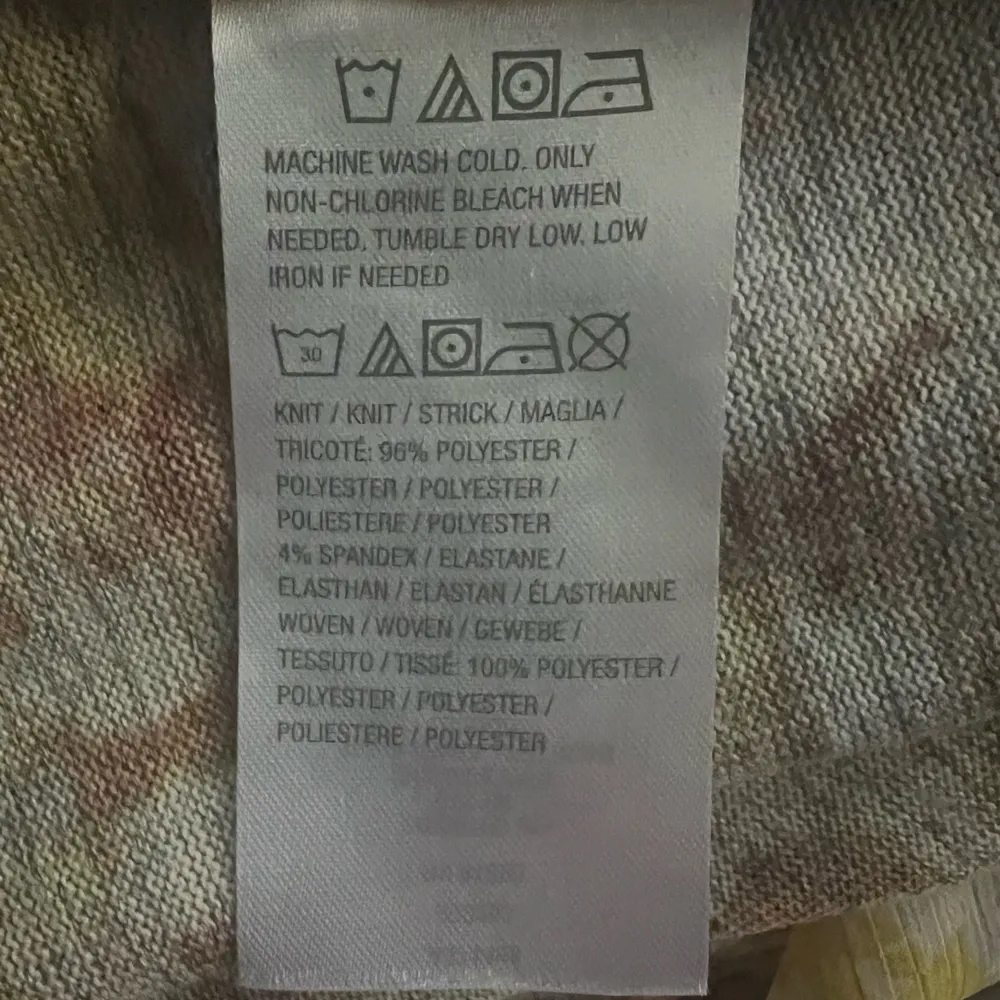 Logo by Lori Goldstein sheer Cascade Flowy ruffled vest. Size L. - Image 6