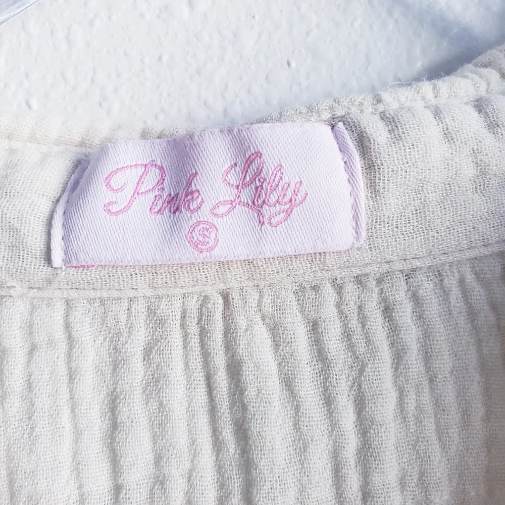 Pink Lily Let Me Adore You Button Down Front Gauze Long Sleeve Blouse - Image 8