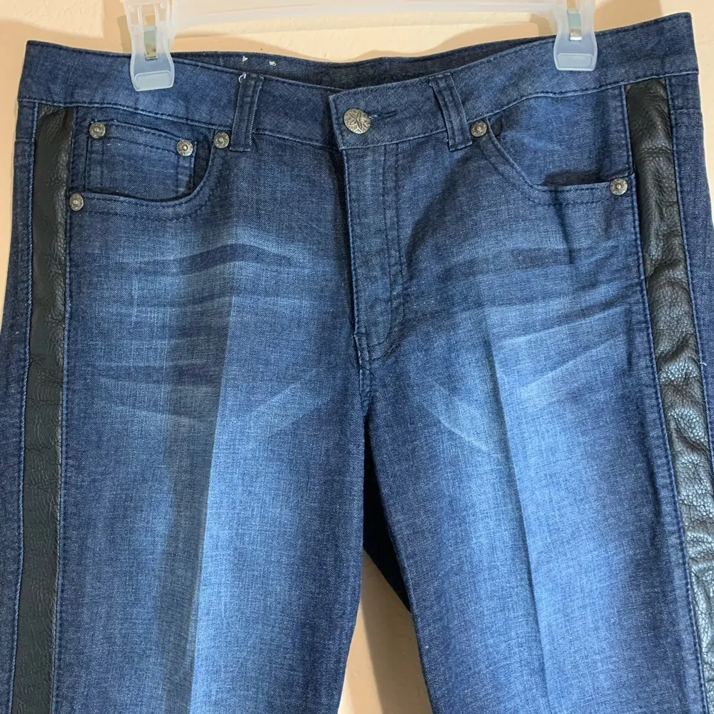 ROYAL PREMIUM JEANS Women’s Sz 16 Blue - Image 3