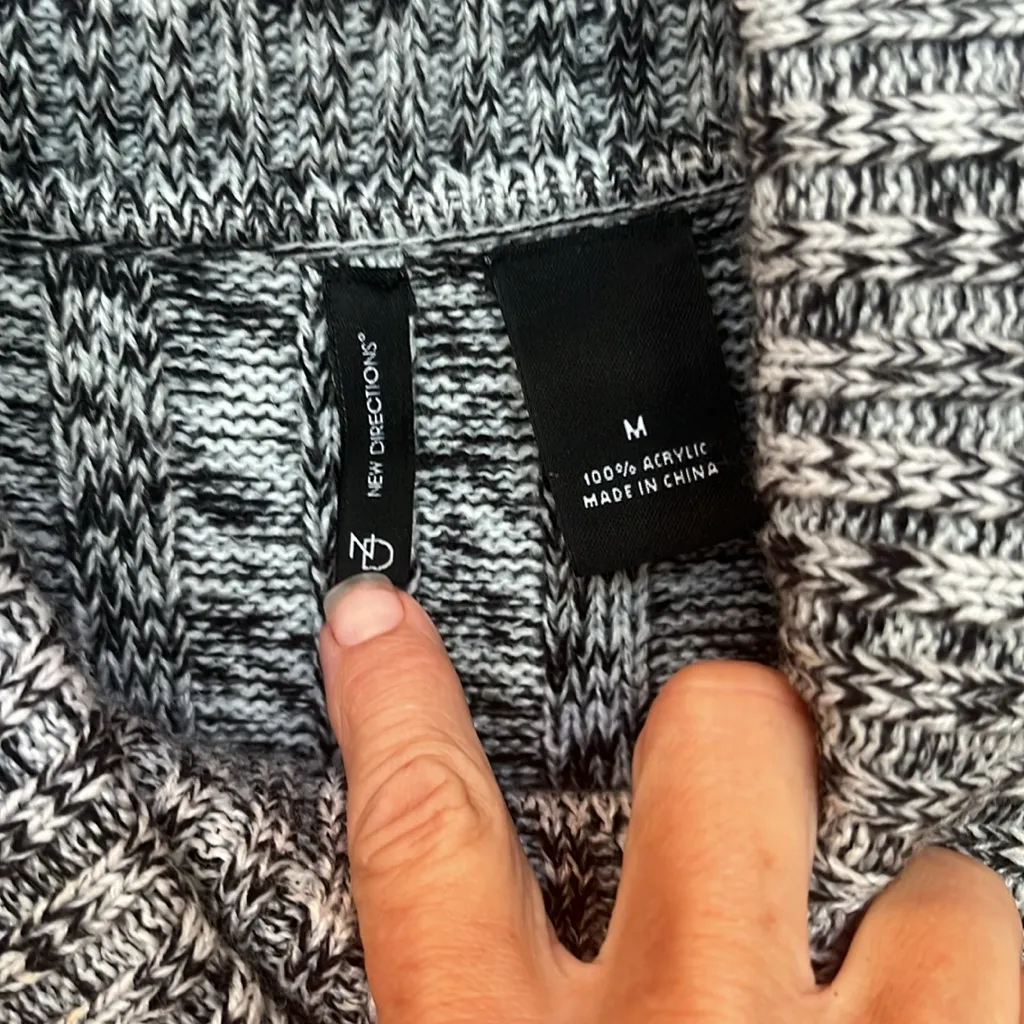 Cowl Neck Sweater Black White Pullover Ling Tunic Size M - Image 5