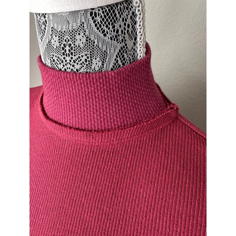 FREE PEOPLE Long Sleeve Mock Neck Studded Sleeve Red Thermal Top Tee Size XS - Image 4