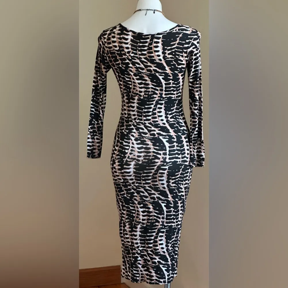 Catwalk Tan White Black Sexy Bodycon Long Sleeves Stretchy Dress SZ S Great Cond - Image 4