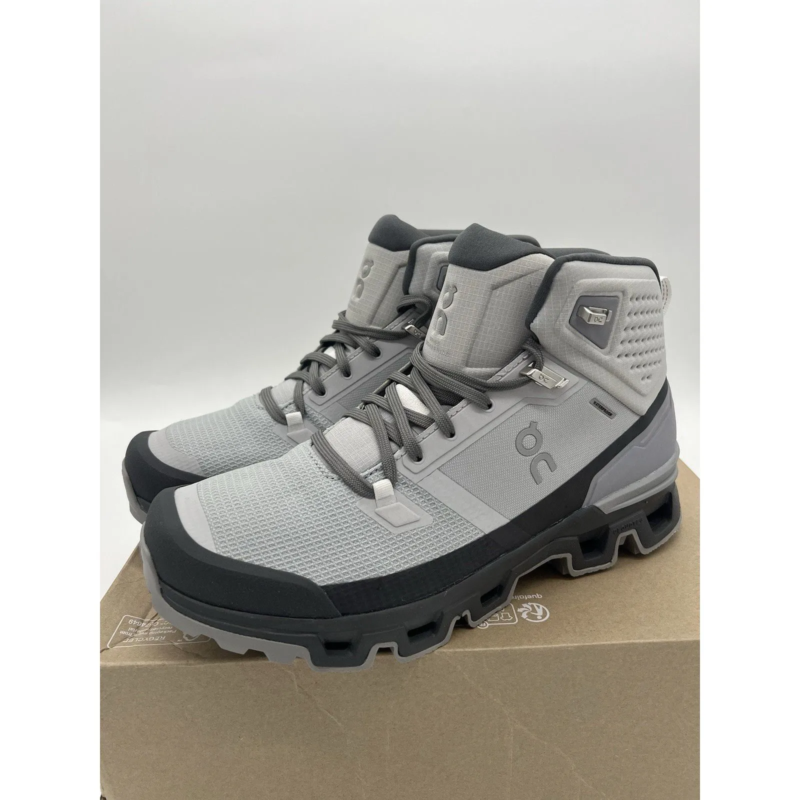 On Cloudrock 2 Glacier Eclipse Waterproof Women's Size 7 Hiking Boots Shoes - Image 2