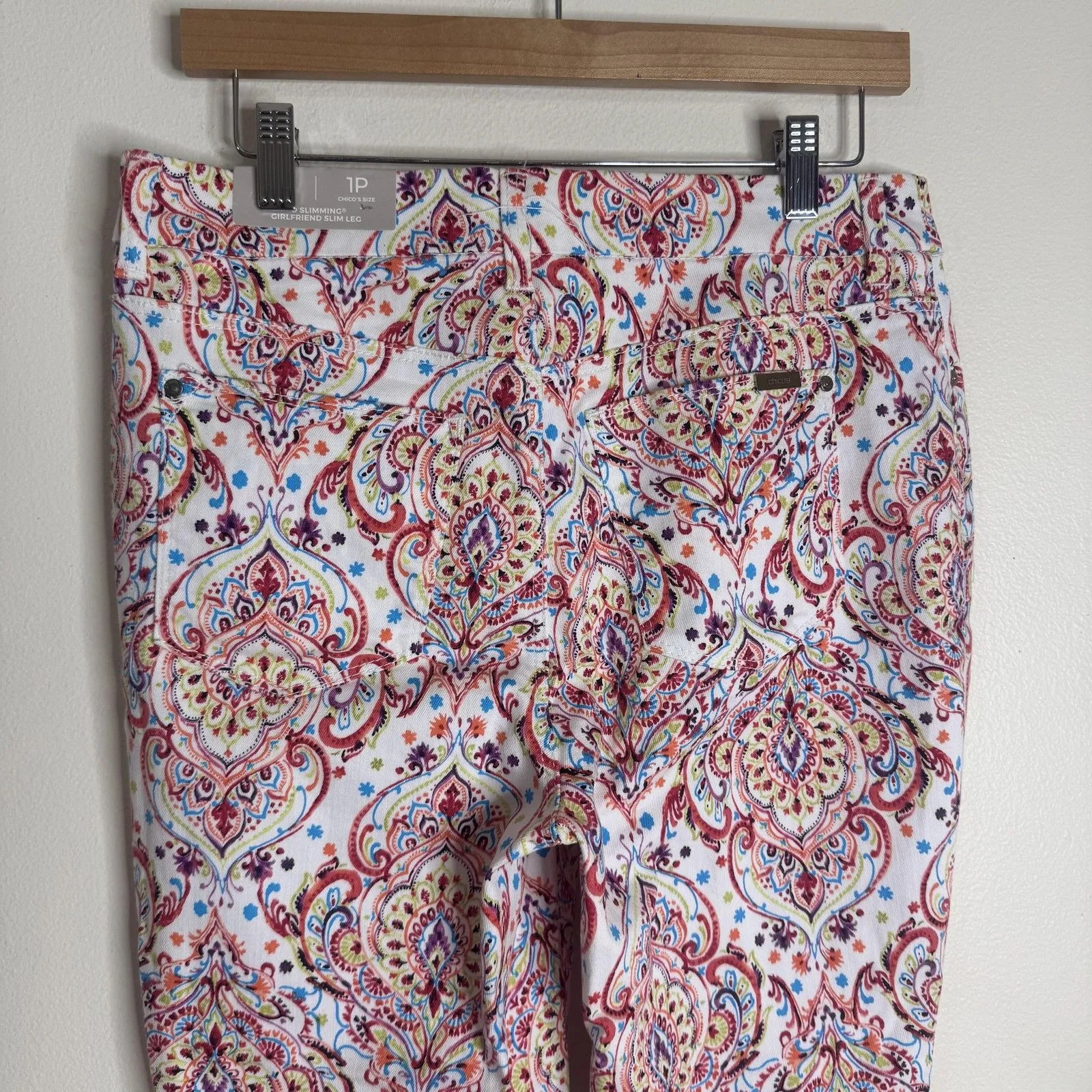 Chico's Jeans Womens 8P Petite White So Slimming Girlfriend Slim Leg Paisley - Image 6
