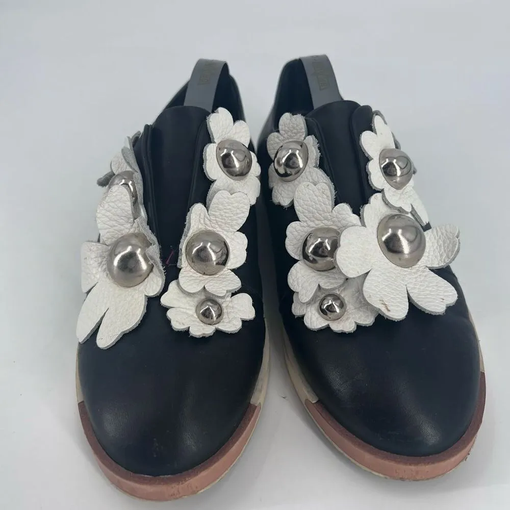 MIISTA LONDON Blanche leather floral Loafers embellished size‎ 37 size 6.5 Black - Image 5