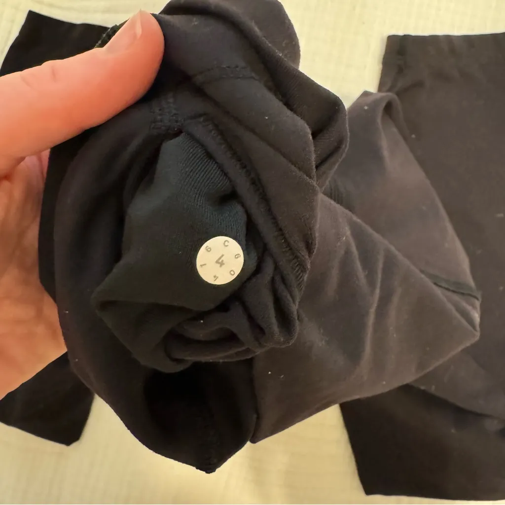 Lululemon Wunder Under Leggings - Image 4