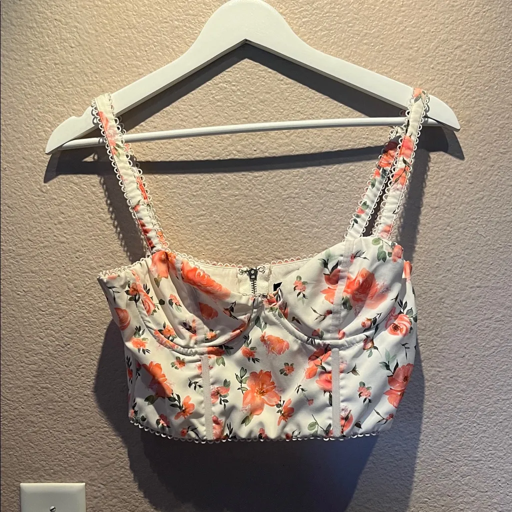 White Fox Women’s Floral Bustier Crop Top Size Medium - Image 2