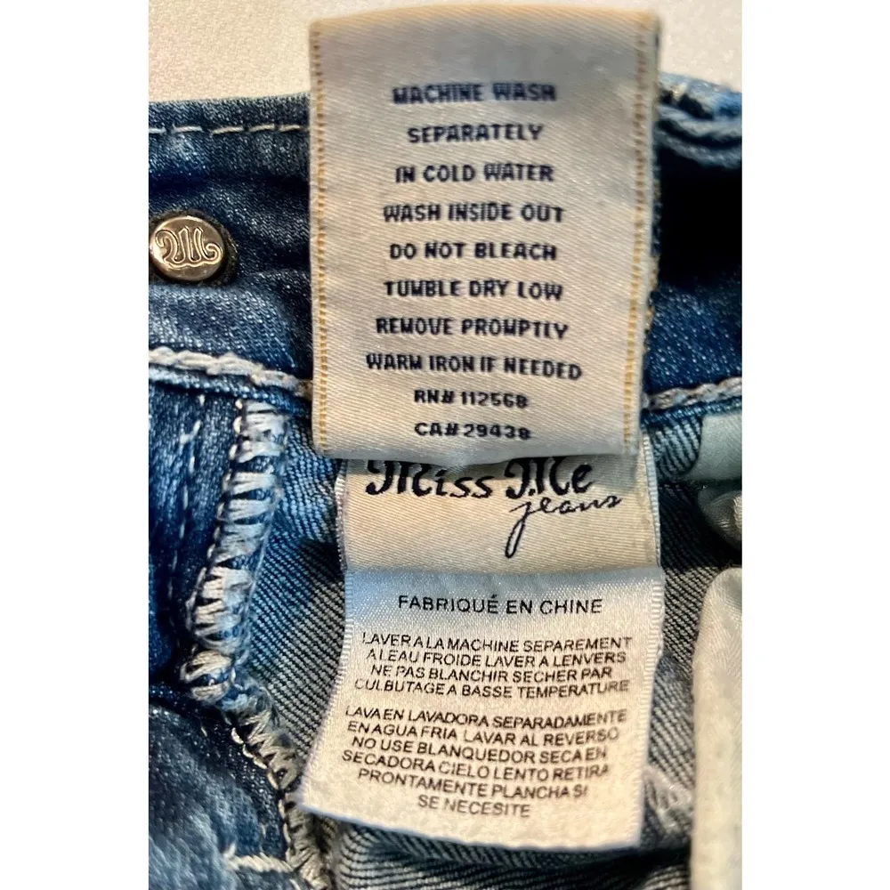 Skinny jeans cutoff raw edge denim shorts size 26 - Image 10