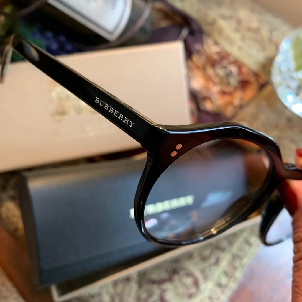 Authentic BURBERRY 50mm checkered Round UNISEX optical glasses - Image 5