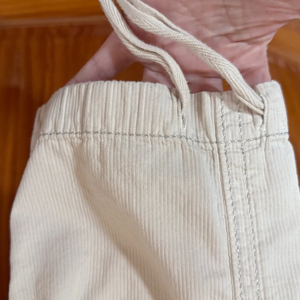 Rock Revival Capris - Image 3