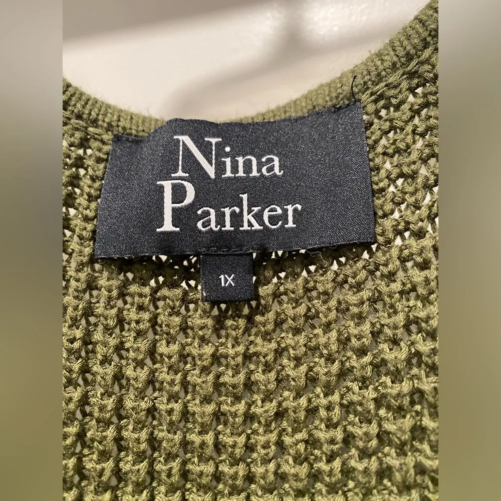 Parker Knit Olive Green Scoop Neck Crop Tank Top Sweater - 1X (14) - Image 6