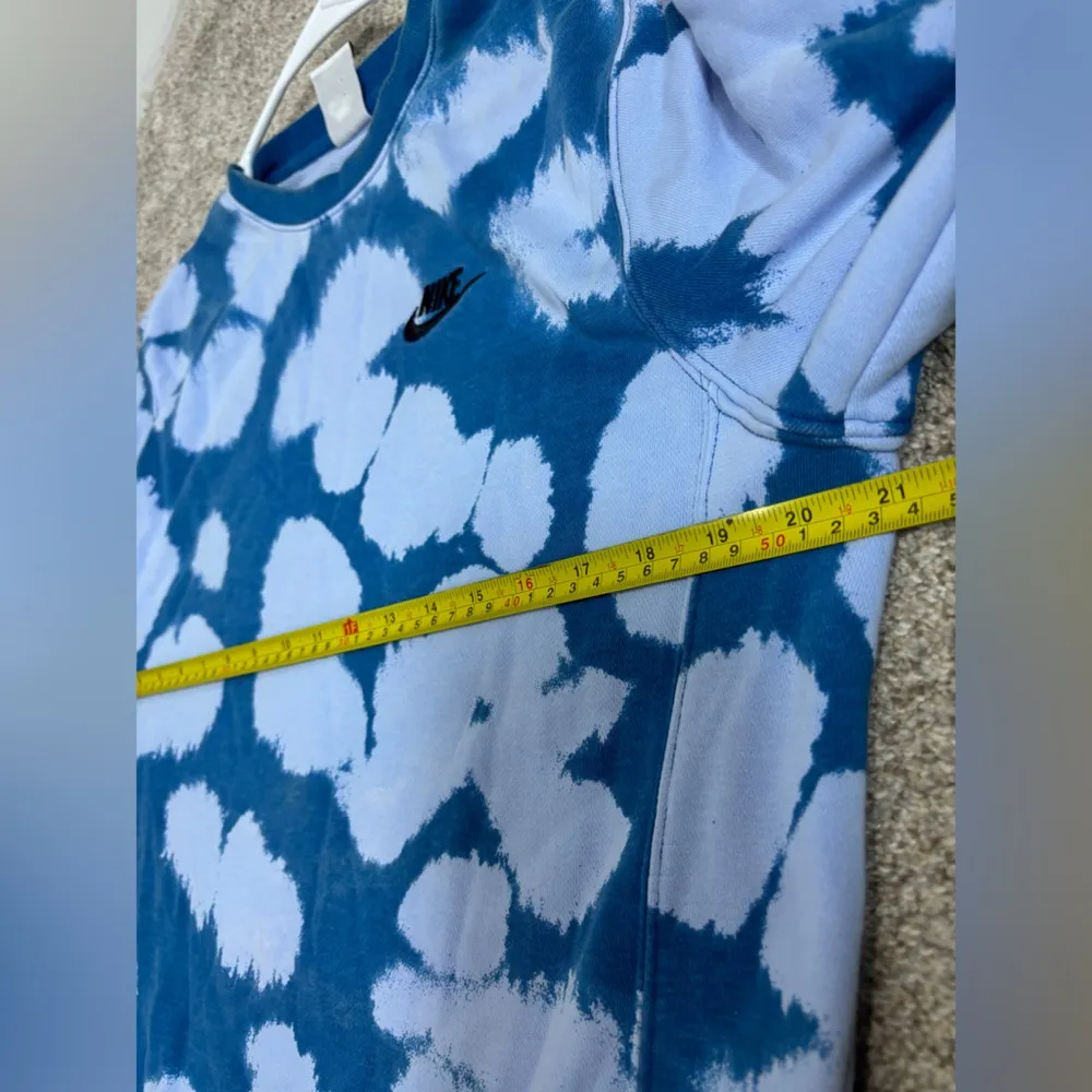 Nike Men's Women’s Sportswear Sport Essentials+ Tie Dye Crewneck Pullover Small - Image 3