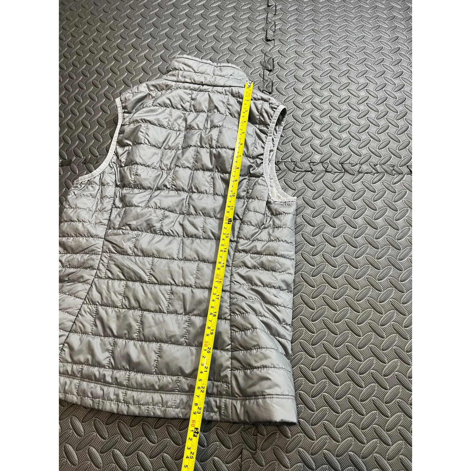 Patagonia Womens Nano Puff Vest Gray Silver Insulated Winter Size Small‎ - Image 8