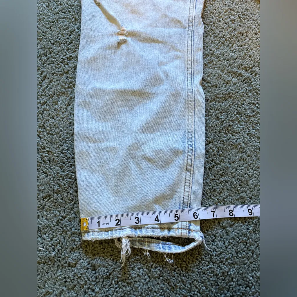 Abercrombie & Fitch Curve Love The Mom High Rise Jeans Size 6L/28 Distressed - Image 4