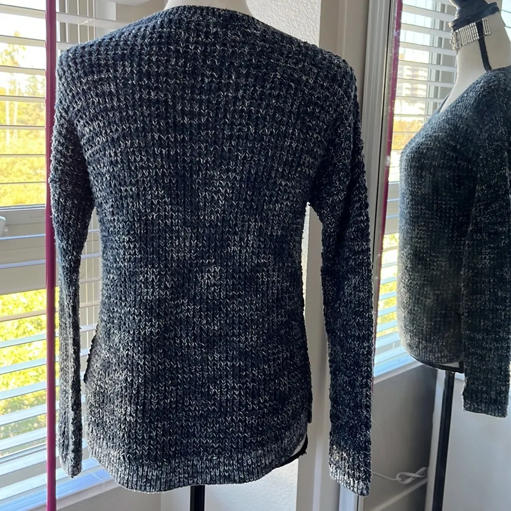 Vintage Holister Sweater - Image 5