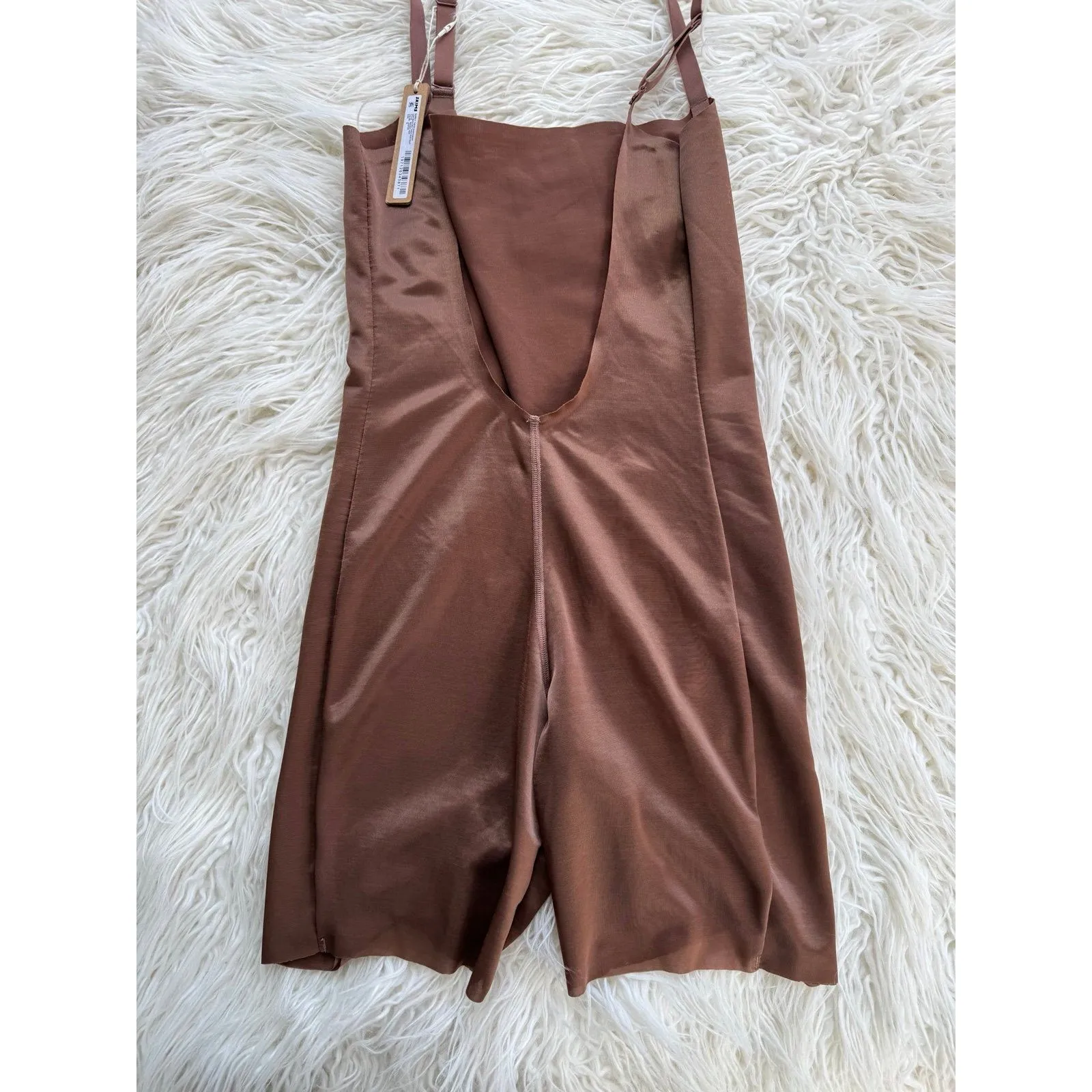 Skims Barely There Shapewear Low Back Mid Thigh Bodysuit Jasper Size Medium - Image 9