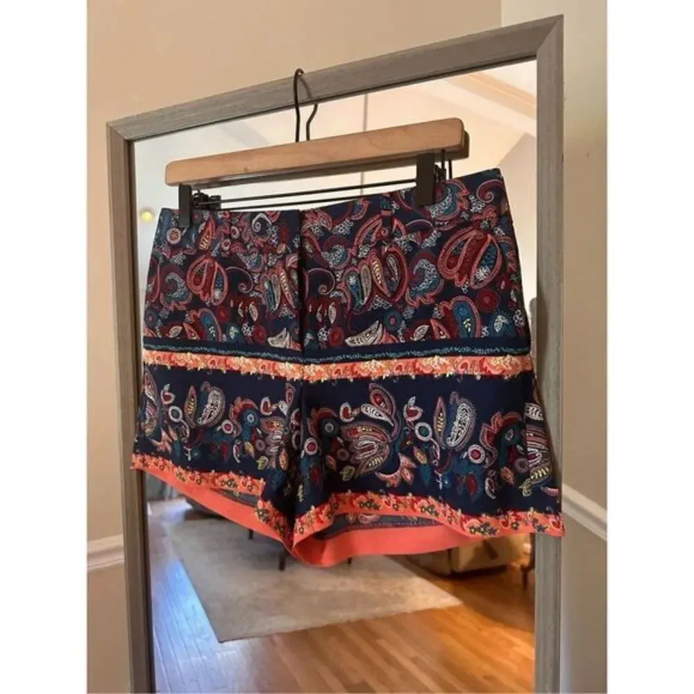 Loft‎ Print Shorts Size 4 - Image 2