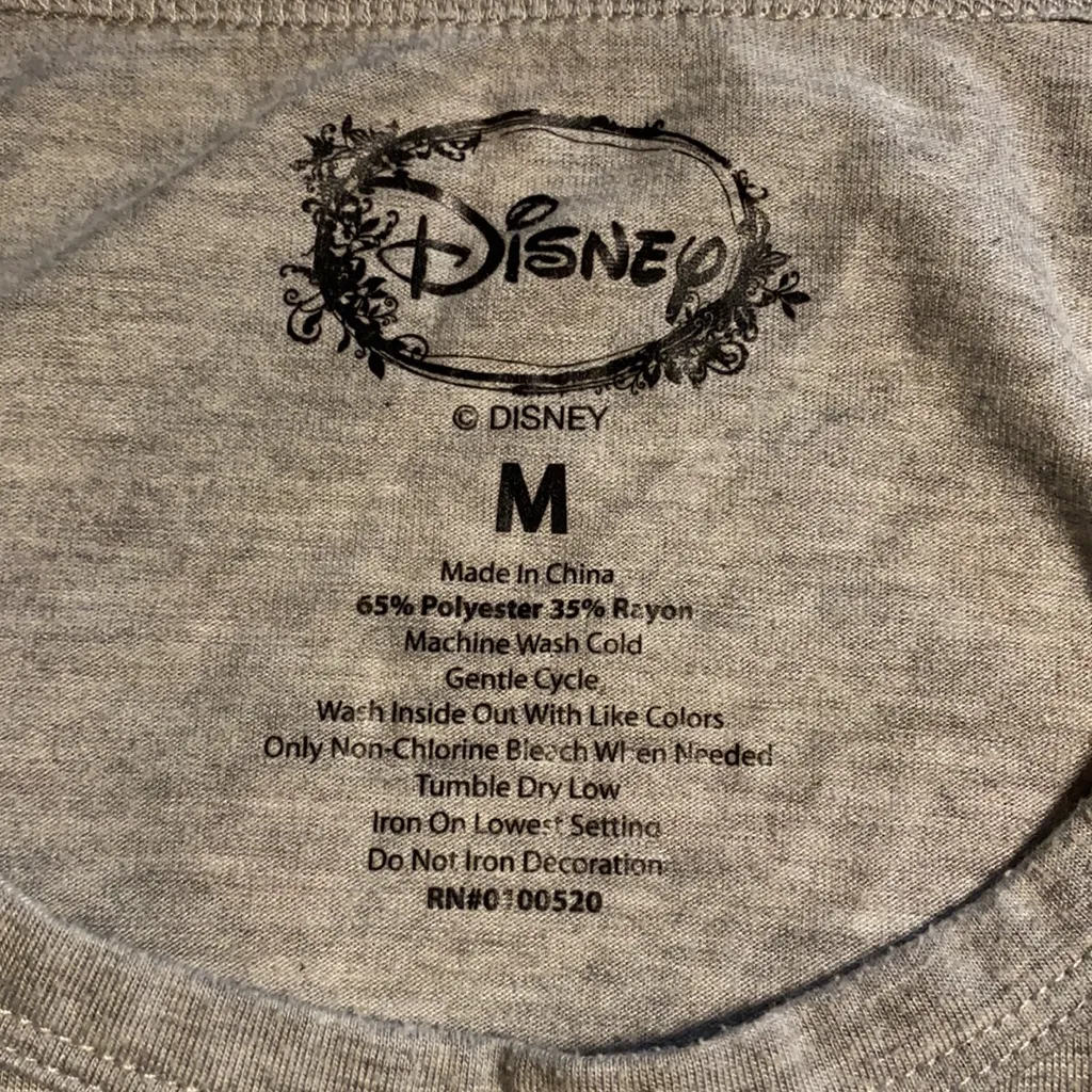 Disney Mickey Mouse sleeveless shirt tank top Sz M embossed crest ear medallion - Image 5