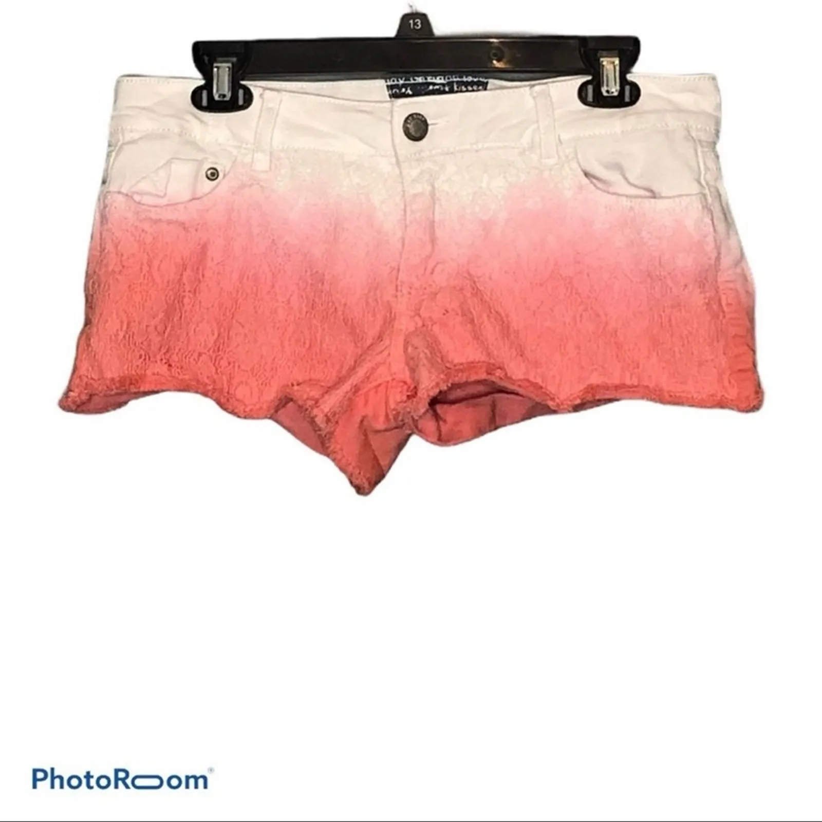 Hot Kiss Pink White Ombré Lace Denim Shorts Juniors Size 11 Raw Hem - Image 4