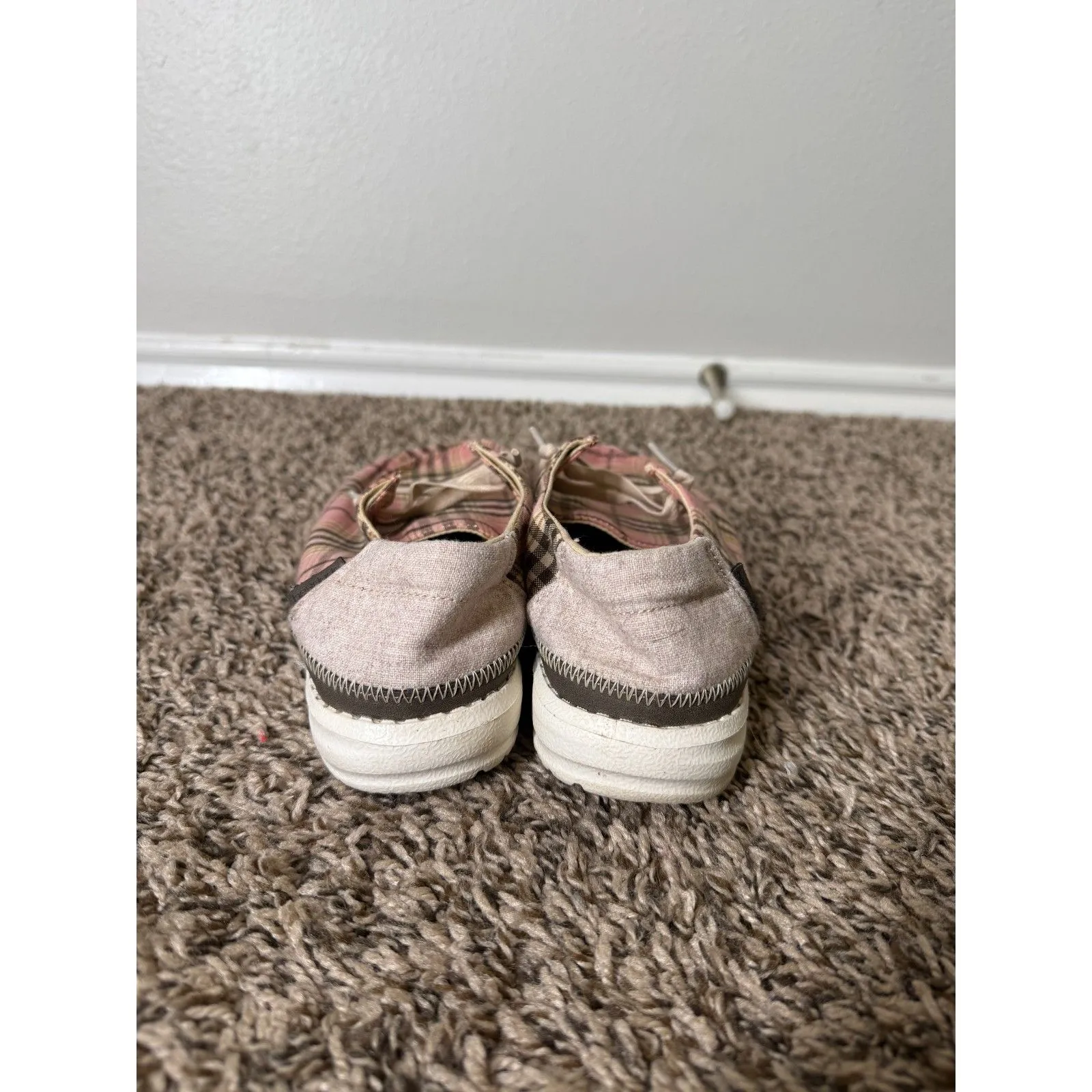 Hey Dude Wendy Plaid Pink Womens Sz 7 Lightweight Grunge Casual Slip On - Image 5