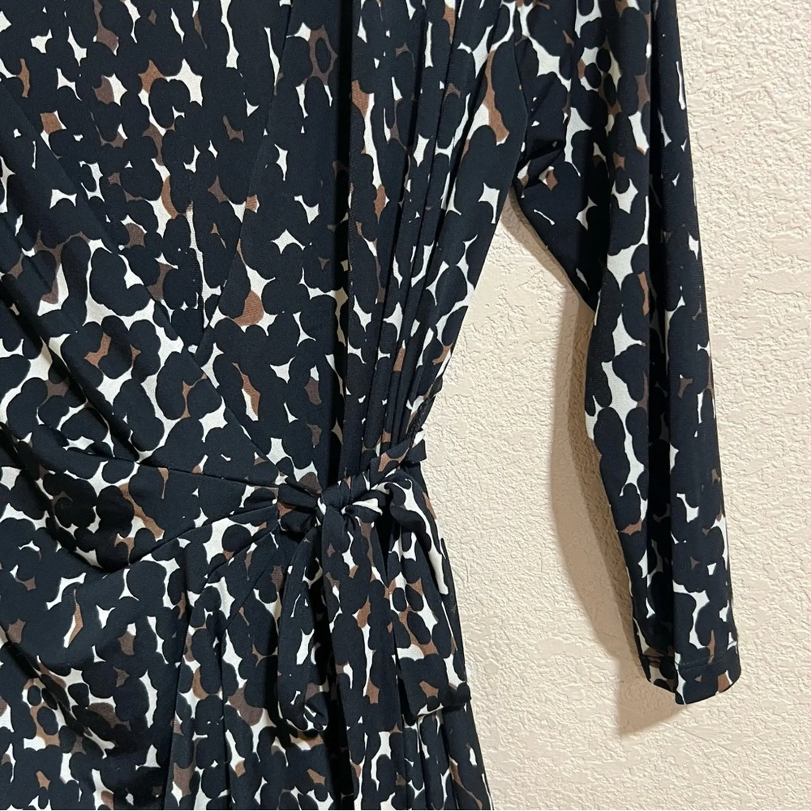 A Pea in the Pod maternity cheetah leopard animal jersey wrap dress S - Image 3