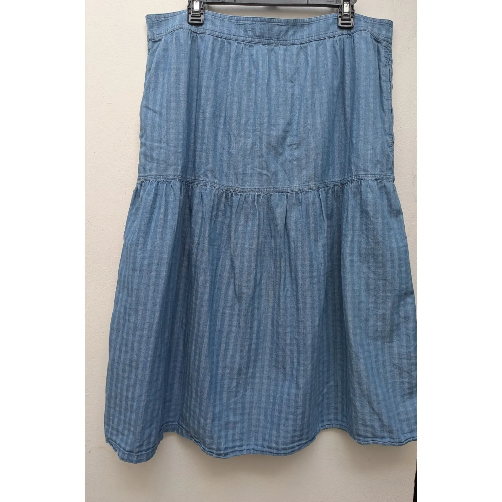 Madewell Women's Skirt Long Blue Medium Wash Button Front Size 16 - Image 3