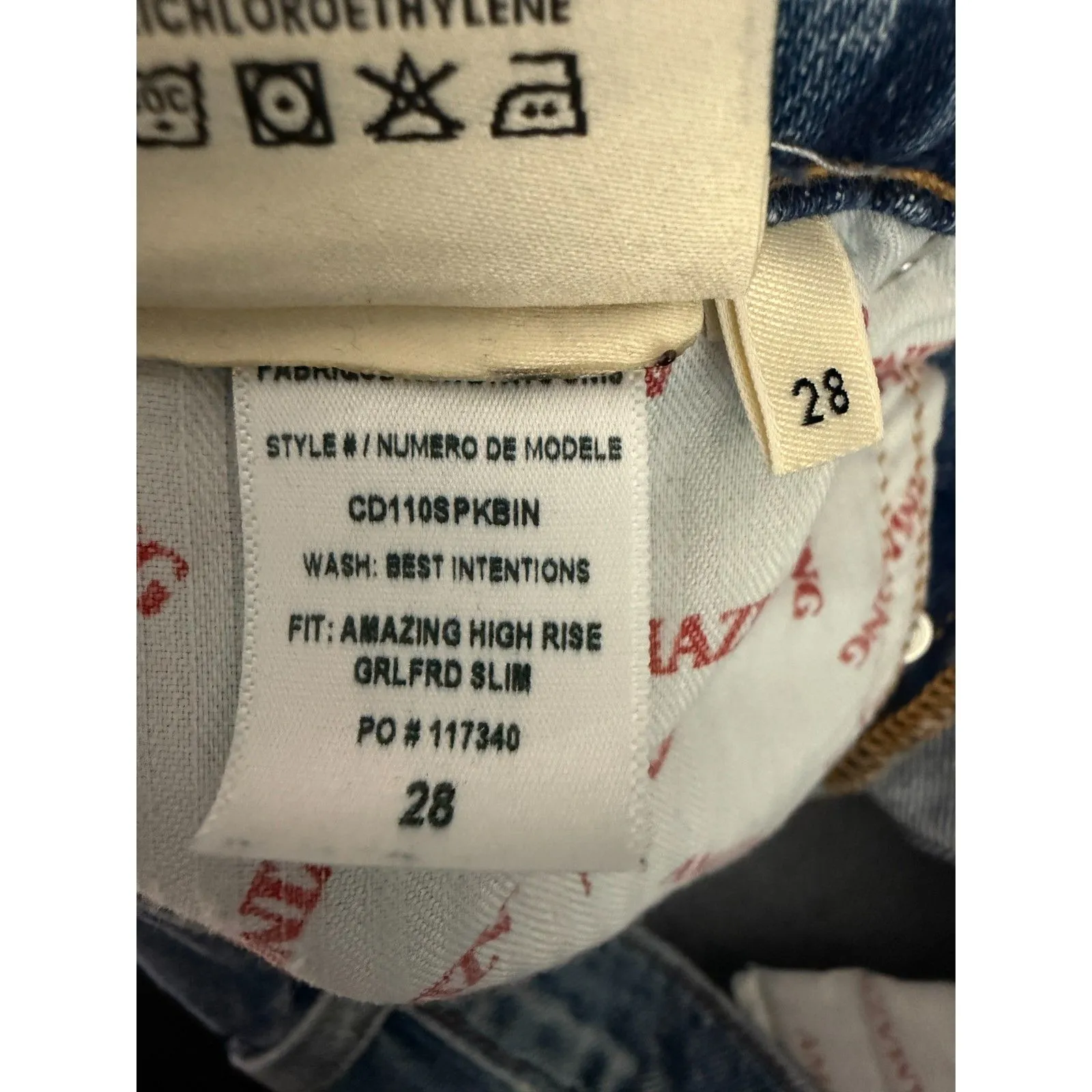 AO.LA Alice + Olivia Amazing High Rise Girlfriend Slim Raw Hem Jeans Size 28 - Image 3