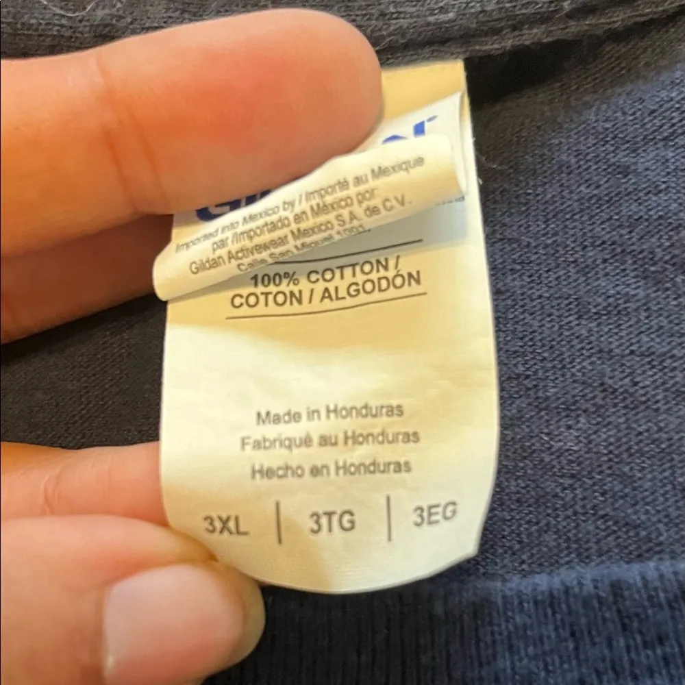 Gildan blue short sleeve Boston Red Sox shirt size 3xl - Image 6