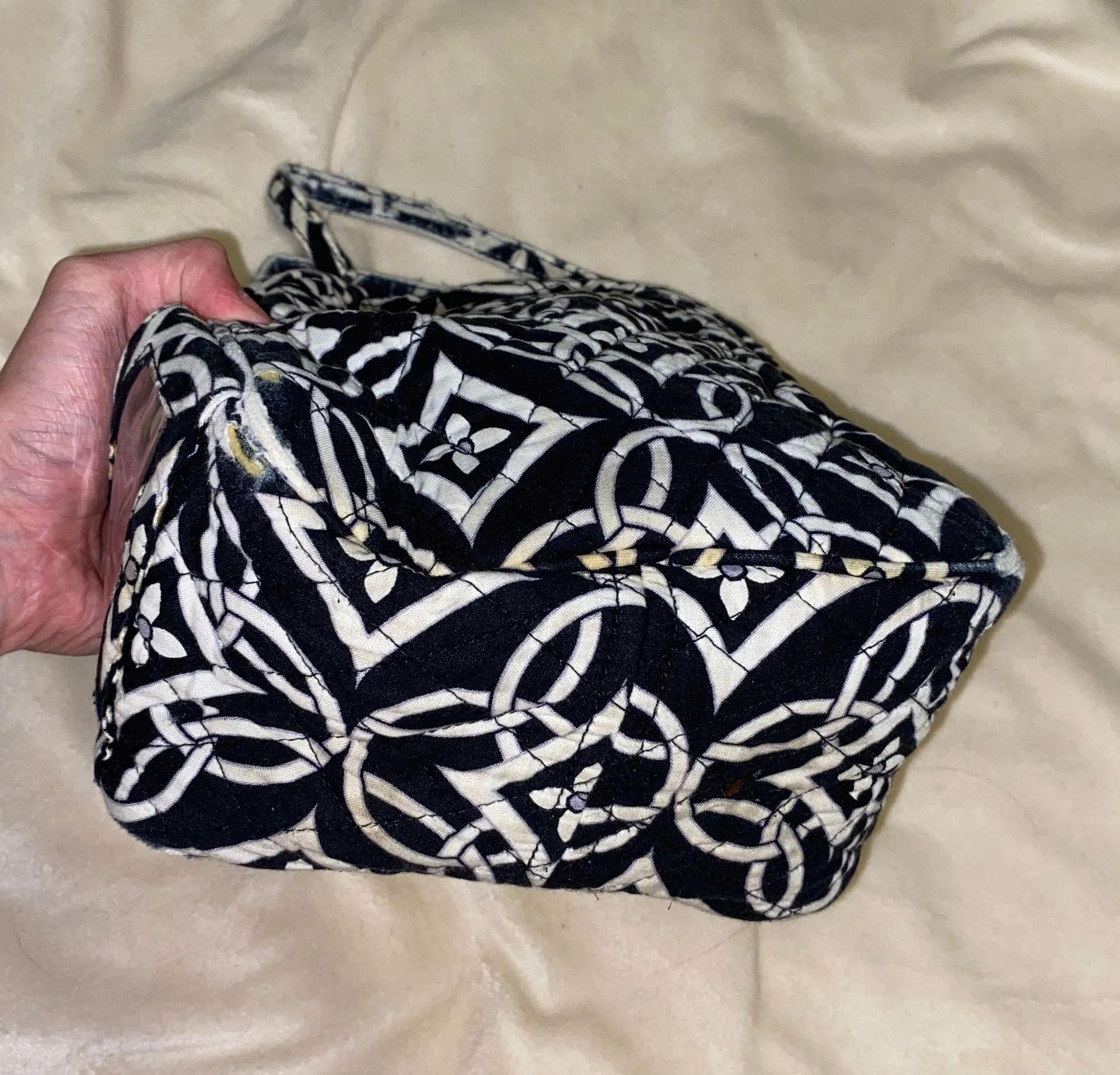 Vera Bradley Lunchbox - Image 3