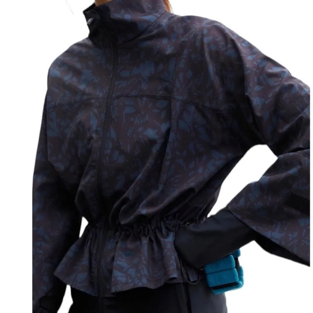 Sweaty Betty Fast Track Running Jacket Blue Leaf Scatter Print Women Size Small - Image 3