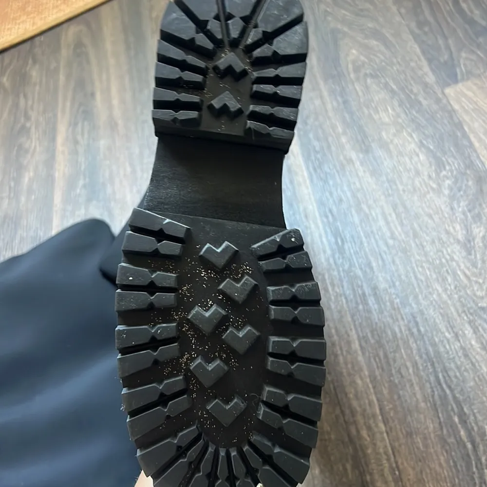 Black Cleia Flatform Neoprene combat boots Size 9 - Image 6