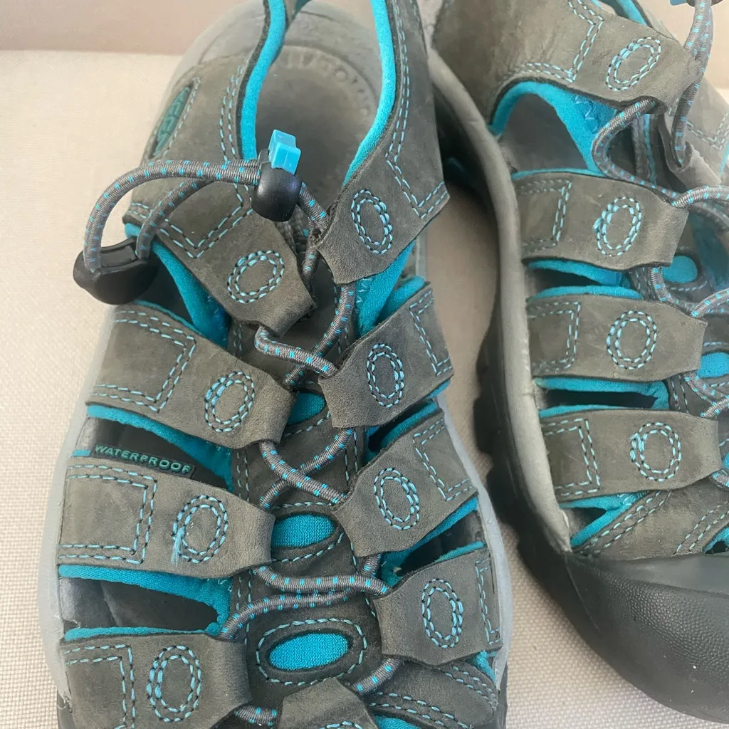 Keen Newport H2 Womens Size 7 Gray Blue Beach Walking Outdoor Sandals Shoes - Image 7