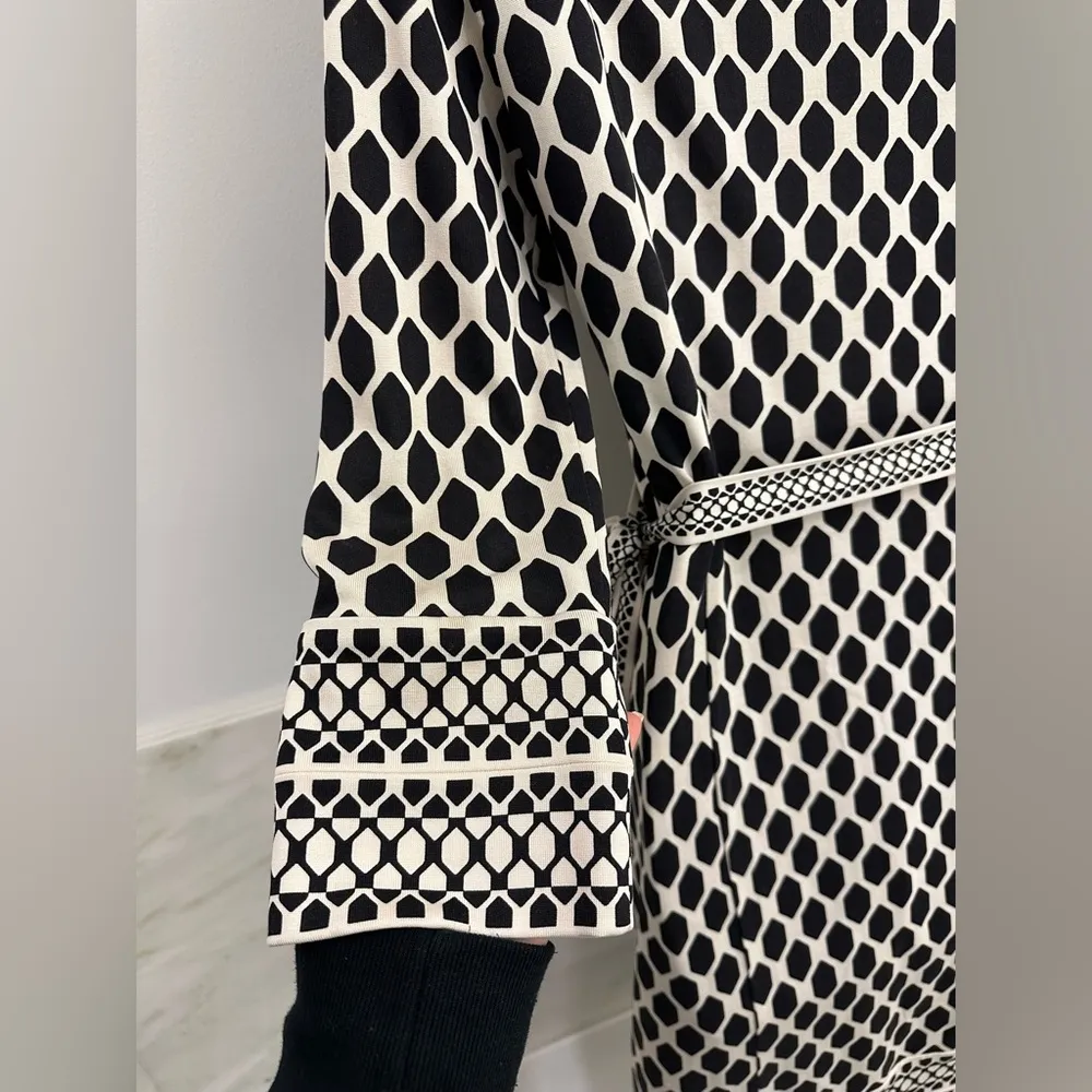 Tallulah Silk Wrap Black & White Geometric Dress - Image 12