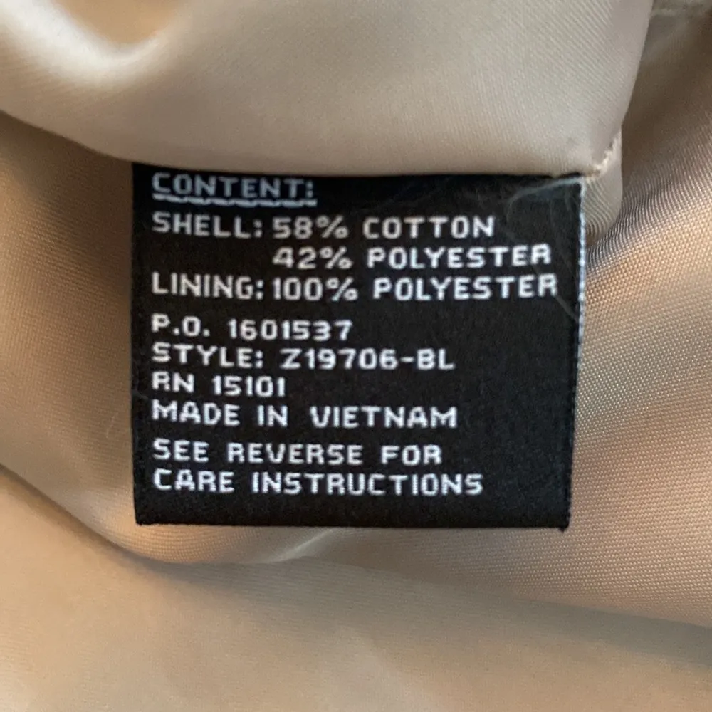 Beautiful Jones New York trench Coat M - Image 9