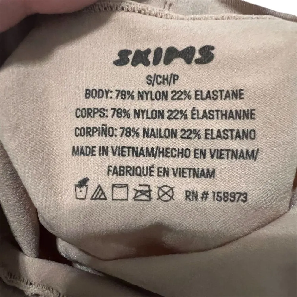 SKIMS  Kim K. Seamless Sculpt Mid Thigh Shorts Taupe Size S Seamless FLAW - Image 6