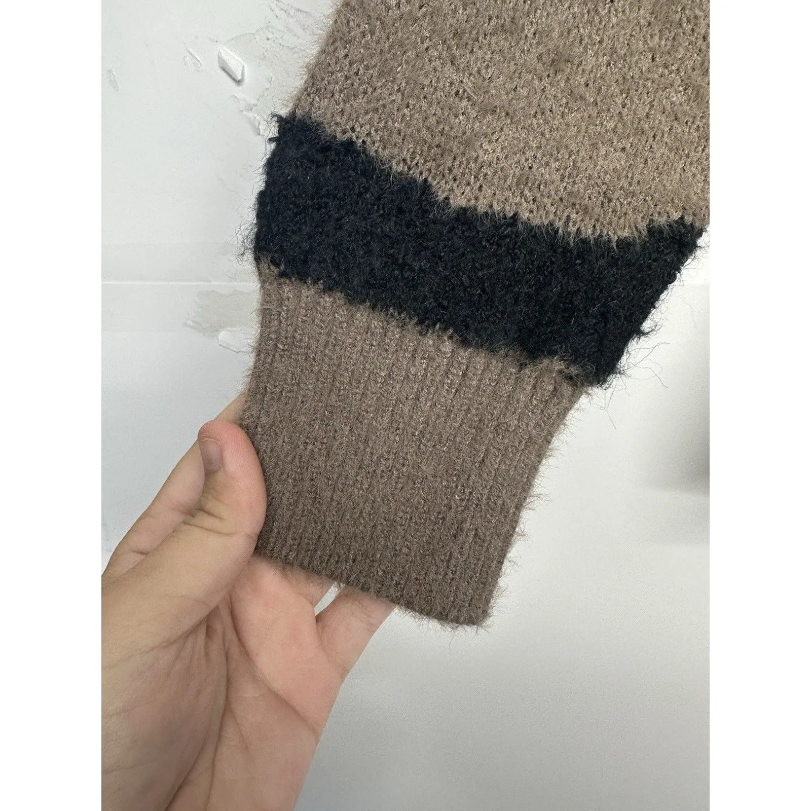 ana a new approach Woman’s Knitted Sweater Size Large - Image 3