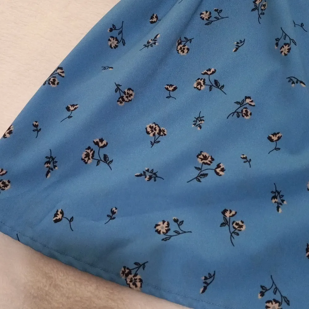 Kensie "Forget Me Not" Blue & Black Floral Print Long Sleeve Flowy Dress - Image 13