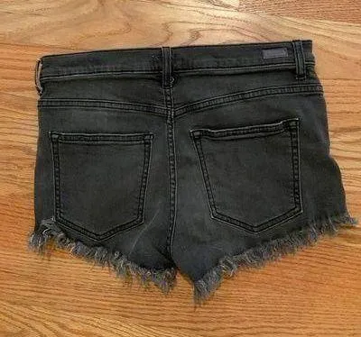 Sneak Peek Shorts - Image 2