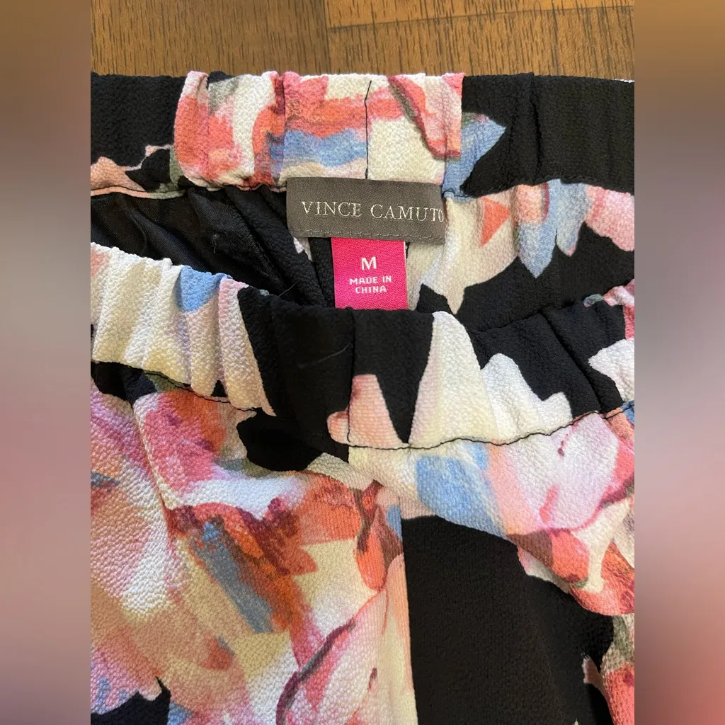 Vince Camuto Black Floral Pants with Pink and Blue - Image 5