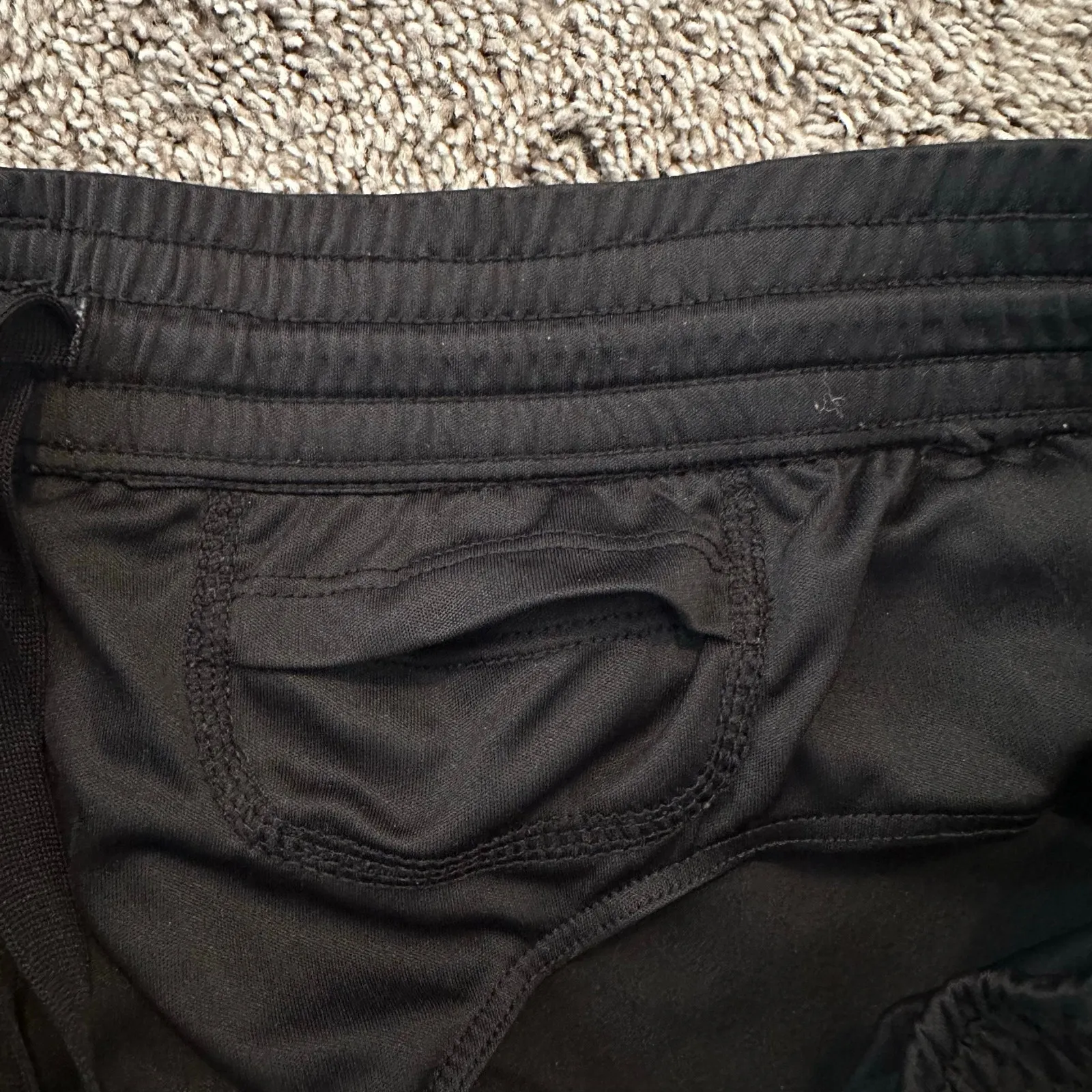 North Face Womens‎ M Black Pull On Elastic Waist Shorts Built in Briefs - Image 7