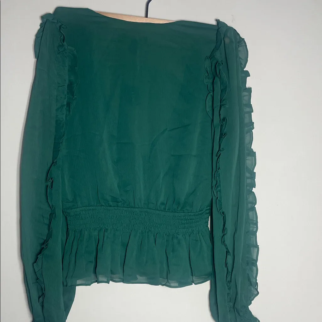 Express Women's Emerald Ruffle Blouse - Image 4