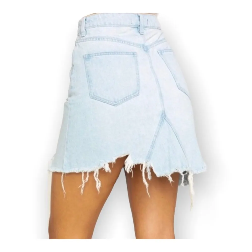 Free People We The Free Going Rouge Raw Hem Denim Skirt Size 26 - Image 2