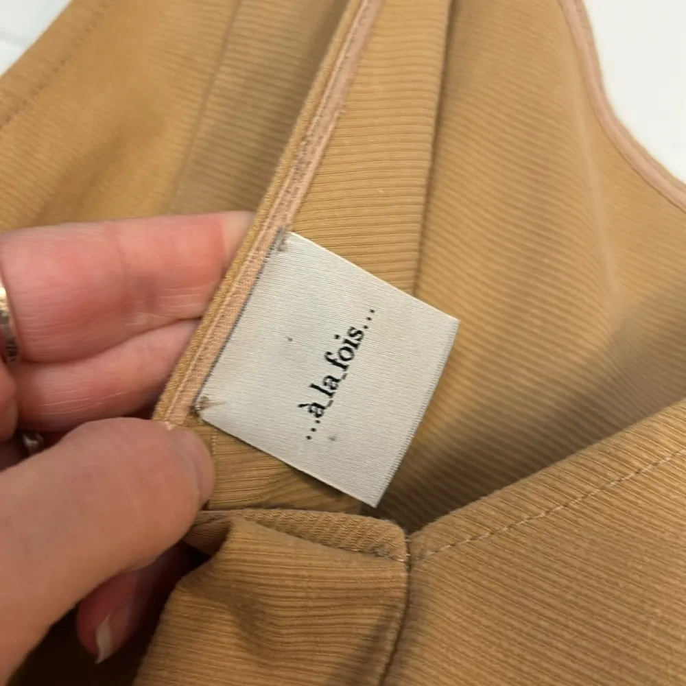 A La Fois Jumoer Dress Tan Size 2 - Image 4