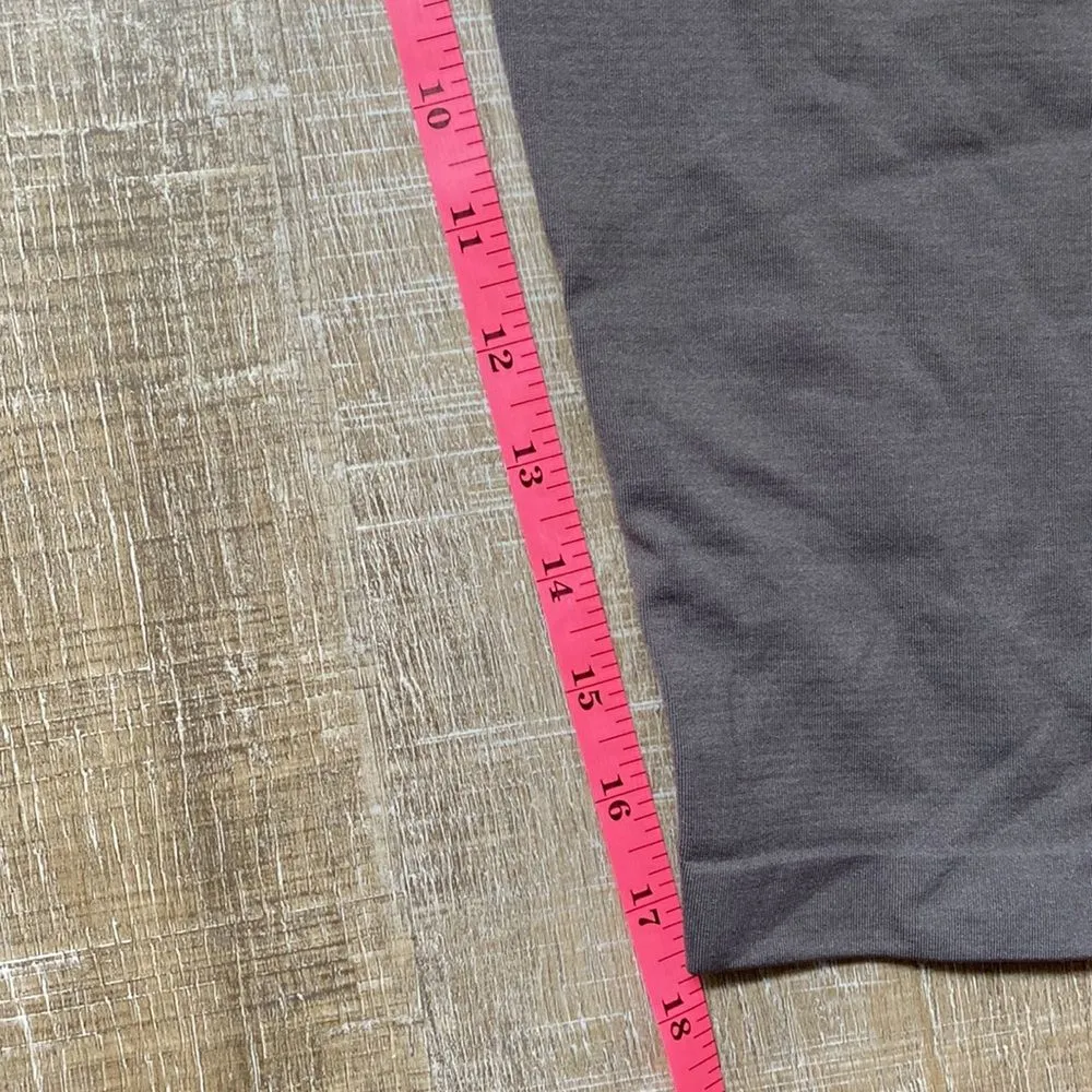 Gymshark NWT Y2K OG Fit Cropped Leggings Womens Medium Slate Lavender Rose Gym - Image 13