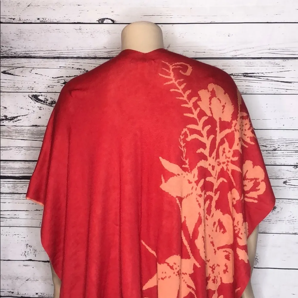 Coldwater Creek Size O/S One Size Floral Print Reversible Scarf Poncho Cover-Up - Image 8