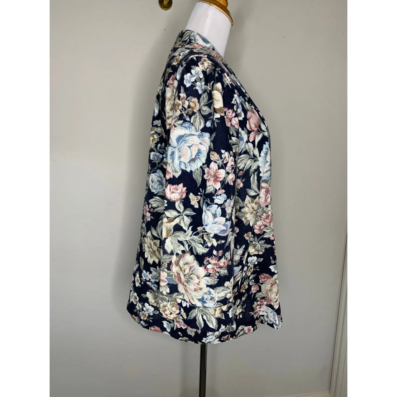 Vintage 90s Floral Blazer Sz Large Lady Carol of NY 3/4 sleeves Blue - Image 4