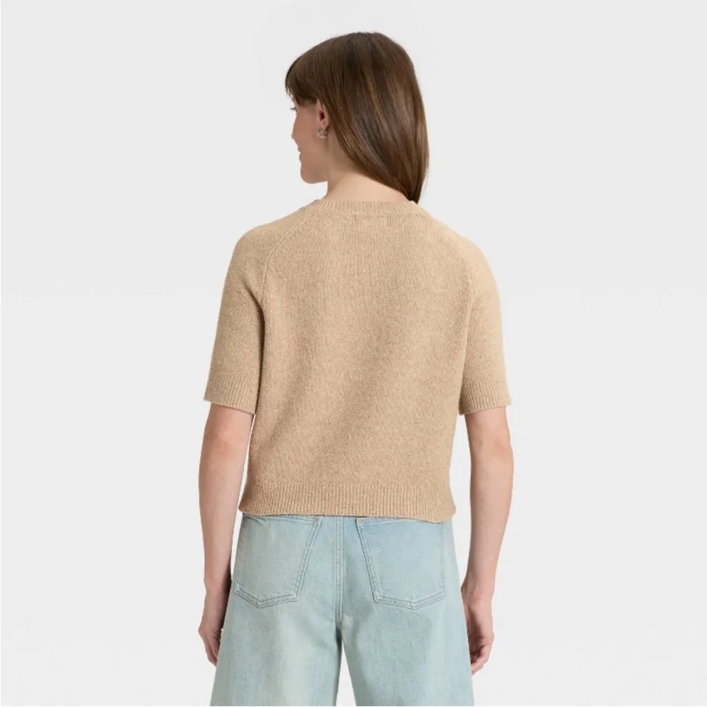 Universal Threads Universal Thread short sleeve crewneck pullover sweater - Image 2
