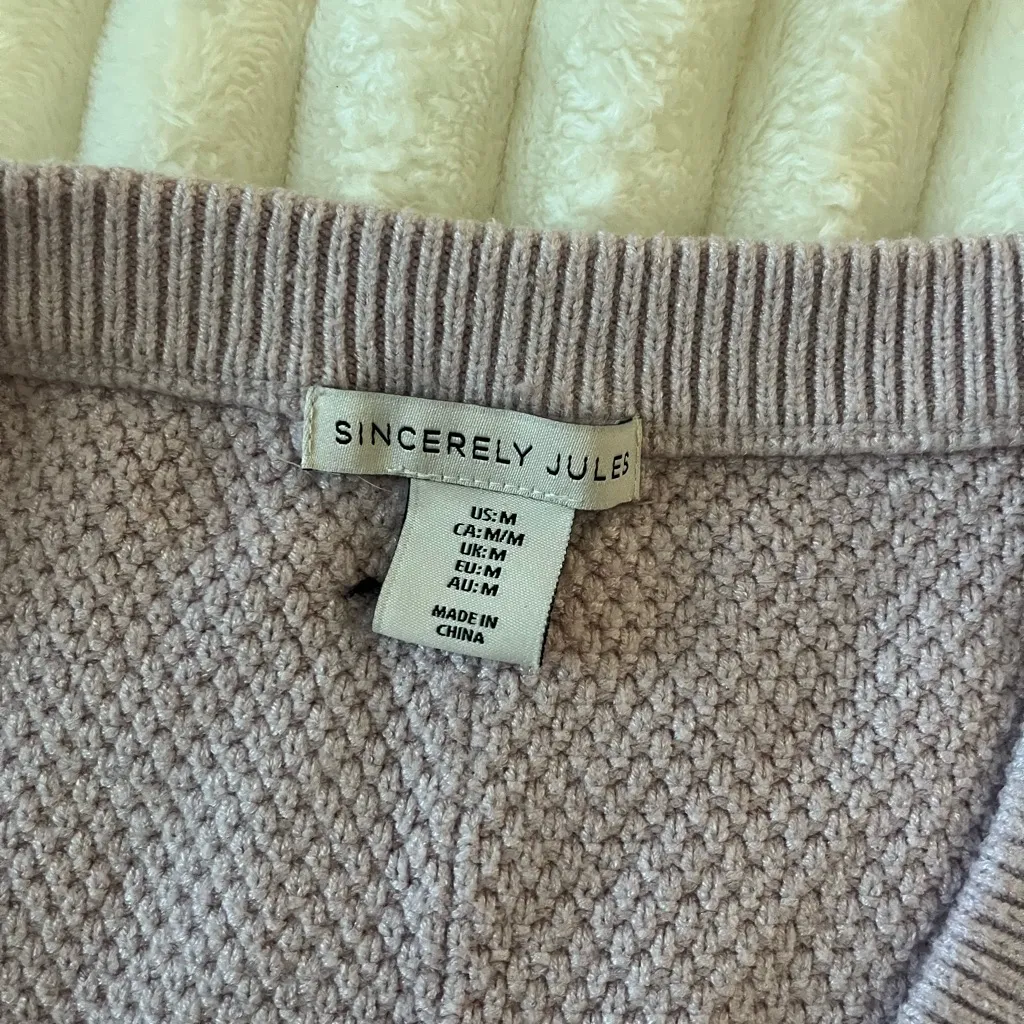 Sincerely Jules Women's Light Pink V - Image 3